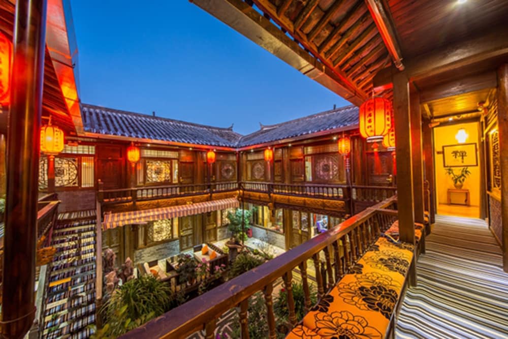He Mu Ju Inn Zhongyi Branch