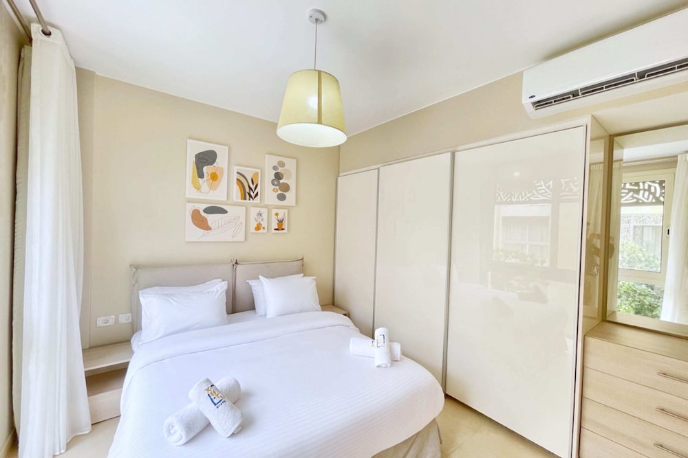 Xuru Stays I Roomy & Relaxed 1bdr @ Mangroovy Free Beach & Pool