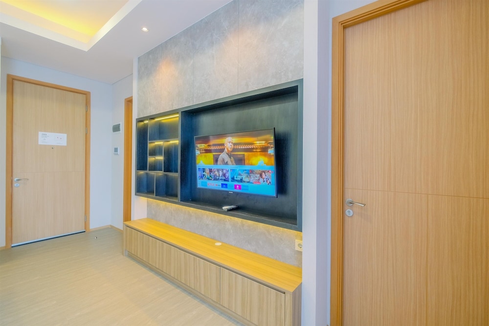 Serene And Nice 2Br At Samara Suites Apartment