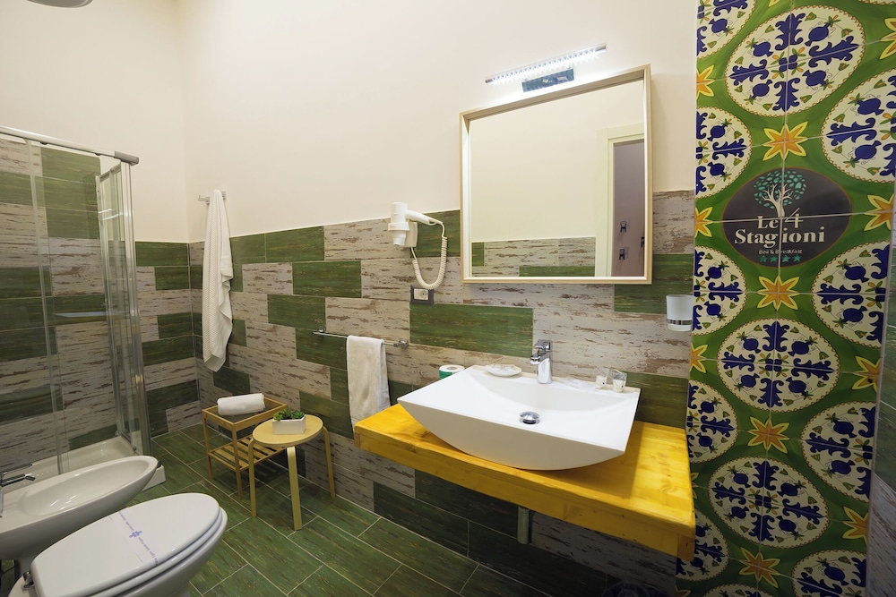 H. G. Boutique Toledo Napoli Centro by ClaPa Group Dislocated Hospitality