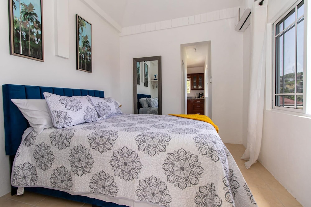 Runaway Bay Gem Suite