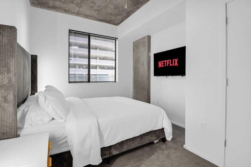 Phoenix Urban Luxury Escape