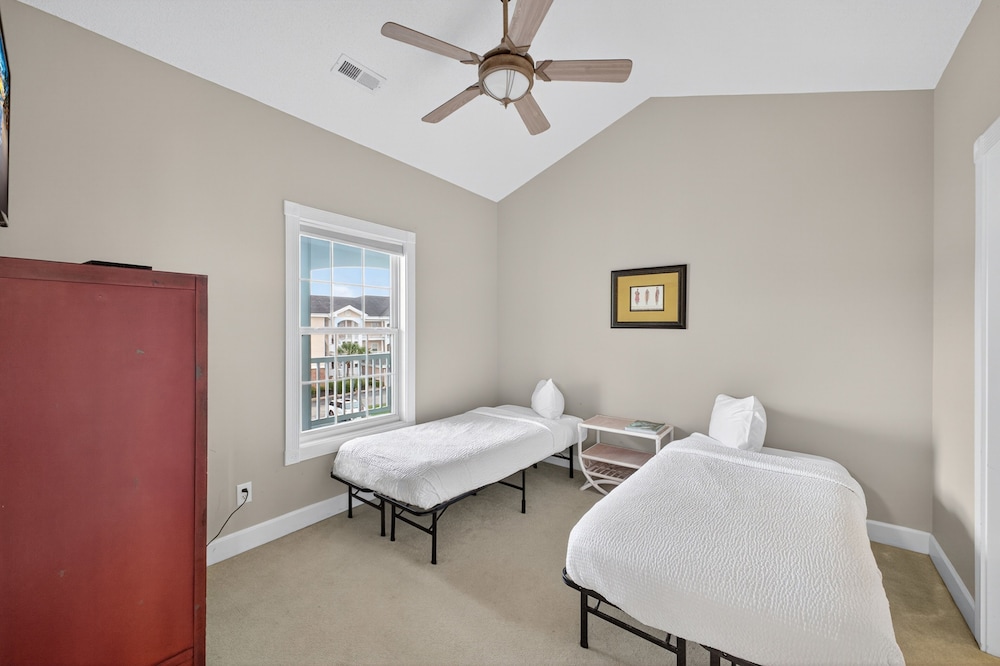 Magnolia North 4879-304 2 Bedroom Condo