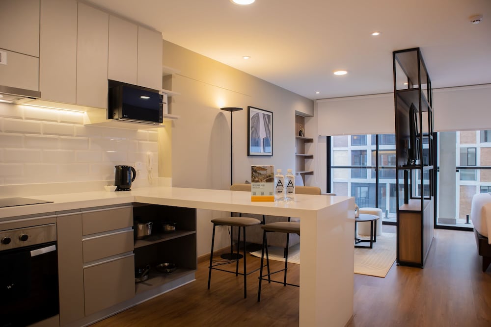 Majestic 1BR With Balcony in Miraflores
