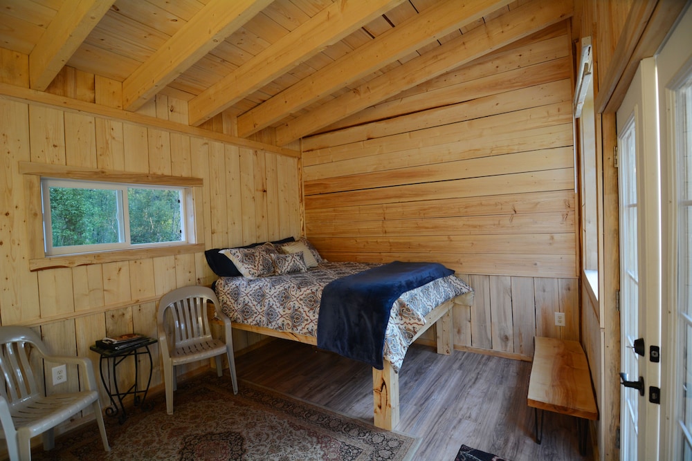Talkeetna Cabins on Montana Creek