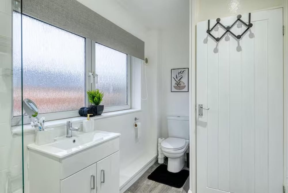 Last Min Weekend Stay, Trafford, Pets Welcome
