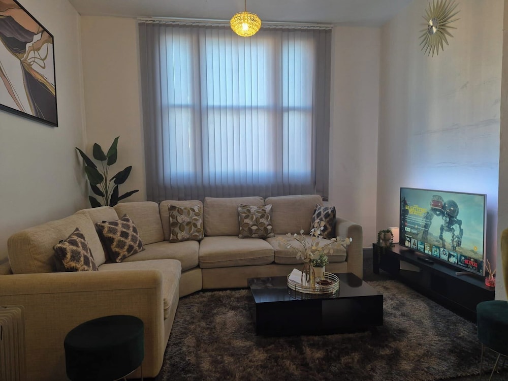 1 Bed-sleeps 2-city Centre-no Free Parking