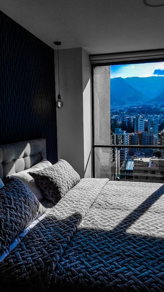 Luxury Residence Suites