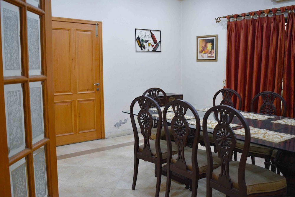 Lahore Home Stay