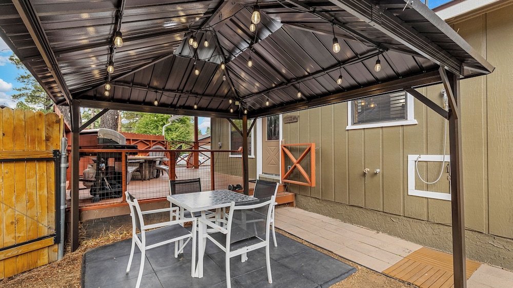 Kiowa Cabin Hideaway 6-guest Mins to Dwtn Trails