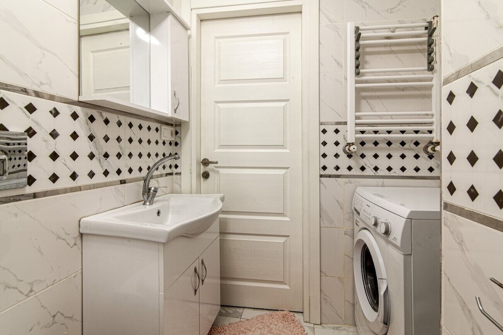 Cozy Flat Close to Various Malls in Kagithane