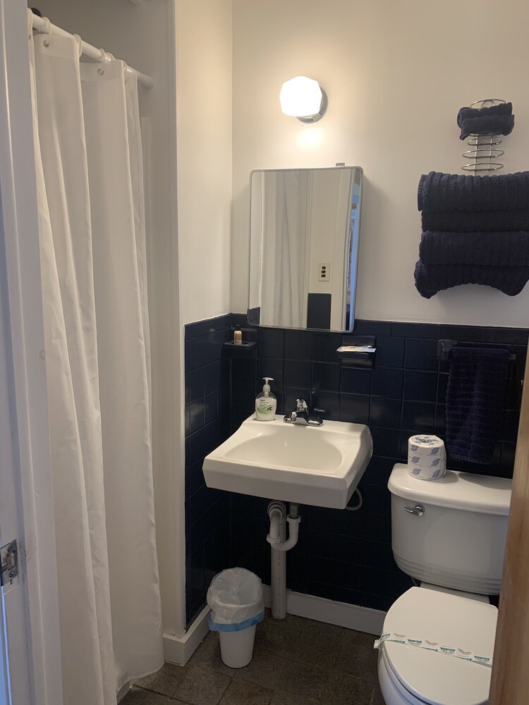 Grand Lake Resort - Property Image 9