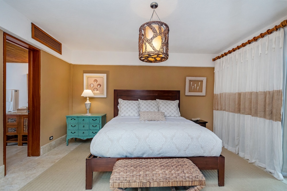 Luxury Villa at Cap Cana Resort view 4