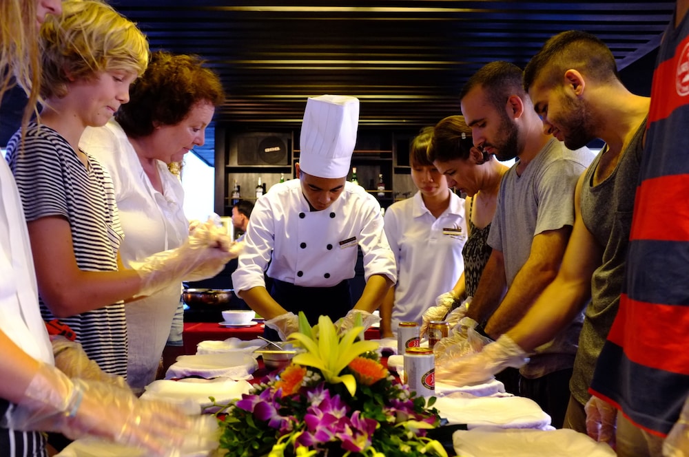 Halong Glory Cruise
