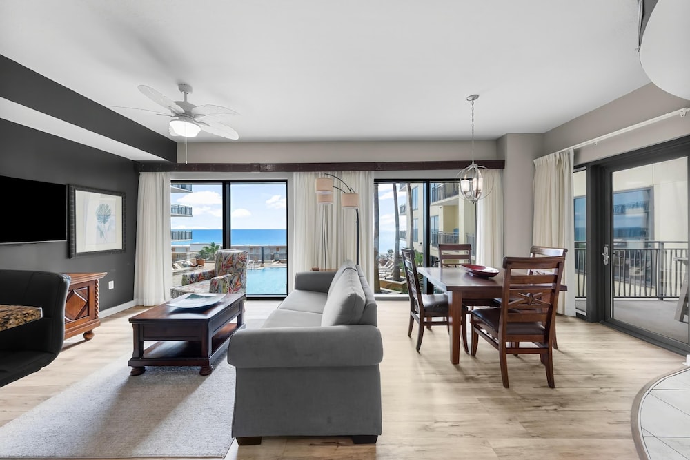 Origin at Seahaven by Panhandle Getaways