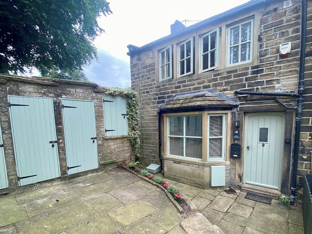 Erin Cottage