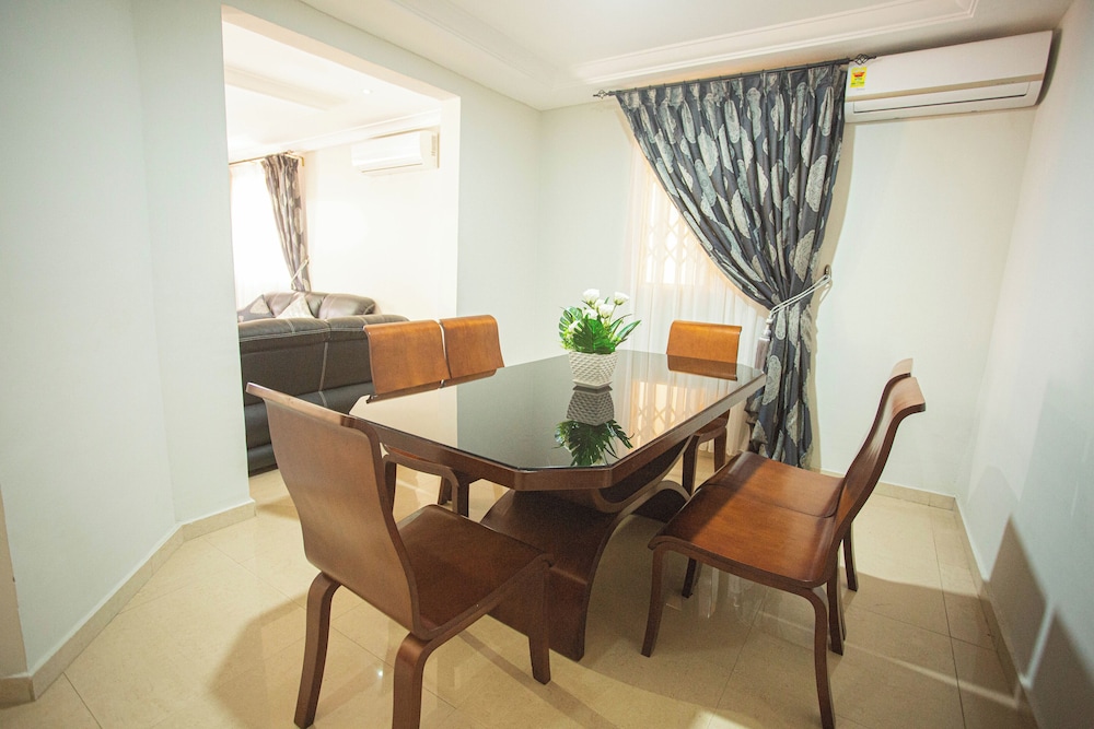 Accra Luxury Apartment at East Legon