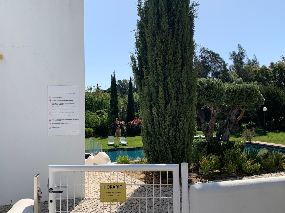 Vilamoura Club Villa 3 by Homing