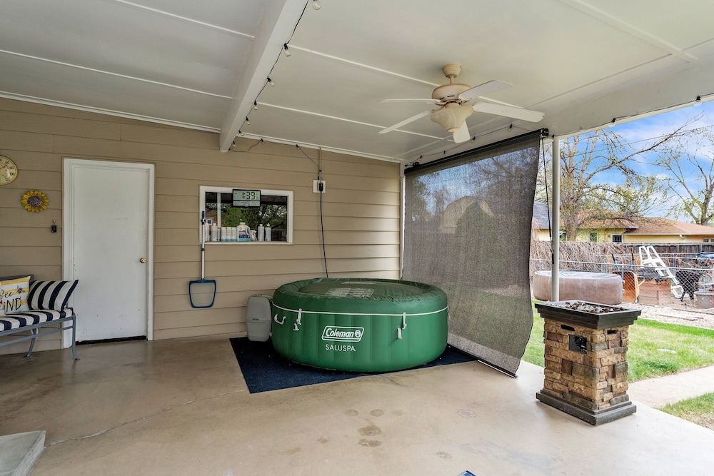 Cozy Loveland Ranch Perfect For Relaxation 3 Bedroom Home