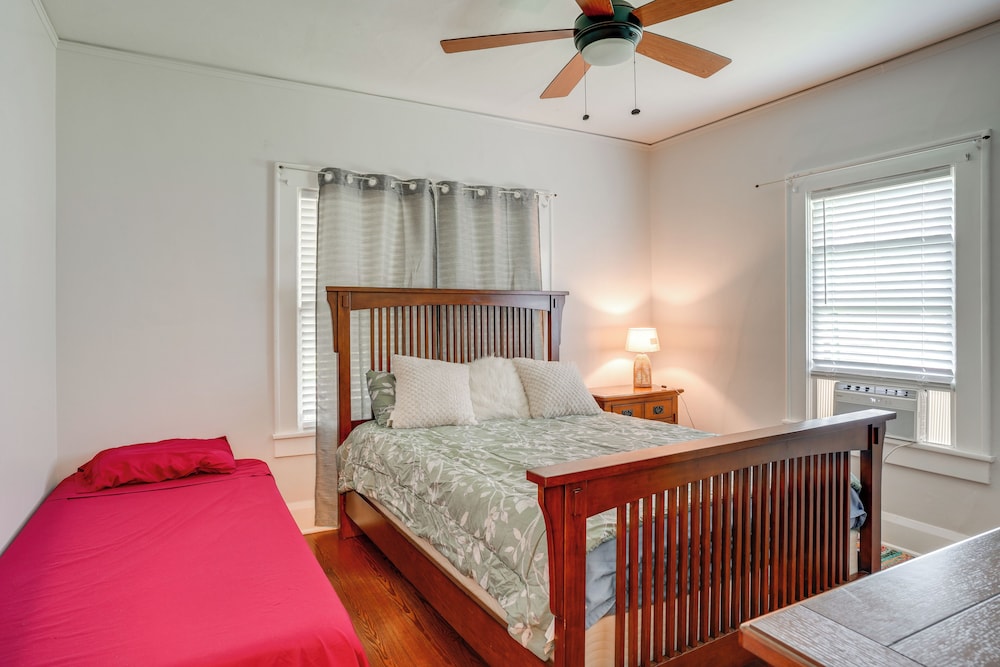 Home w/ Private Yard < 2 Mi to Hollis Garden!