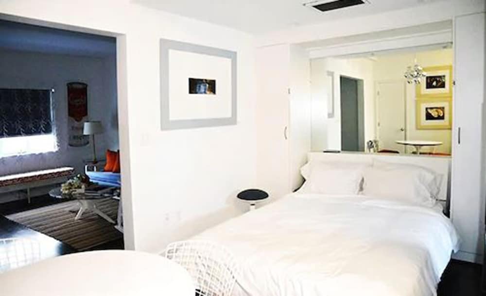 LINCOLN RD-MIAMI BEACH-CHARMING VACATION RENTALS view 4