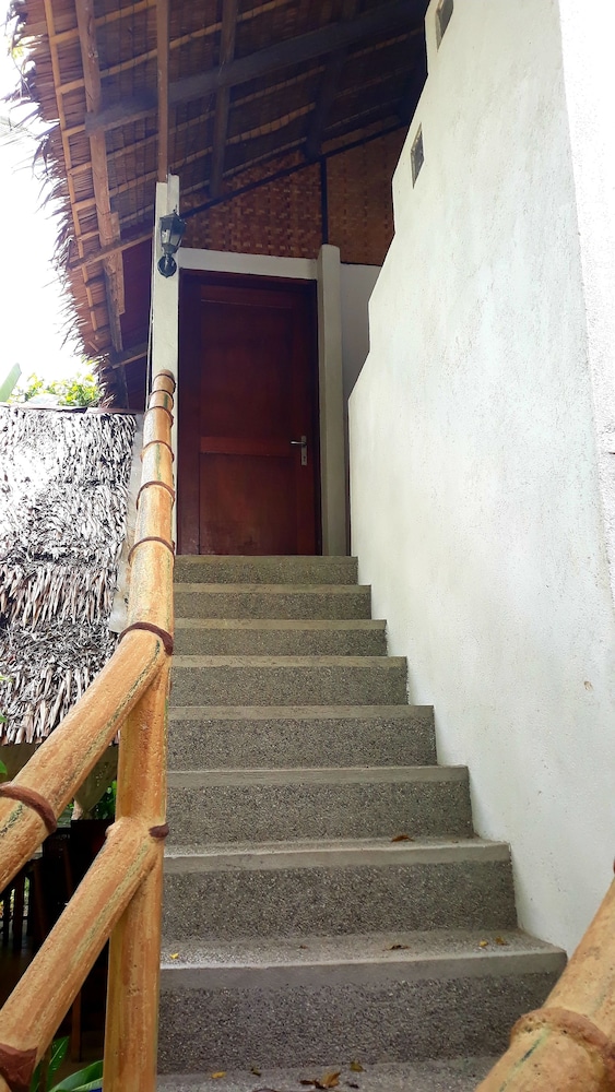 Bamboo Bungalow Resthouse