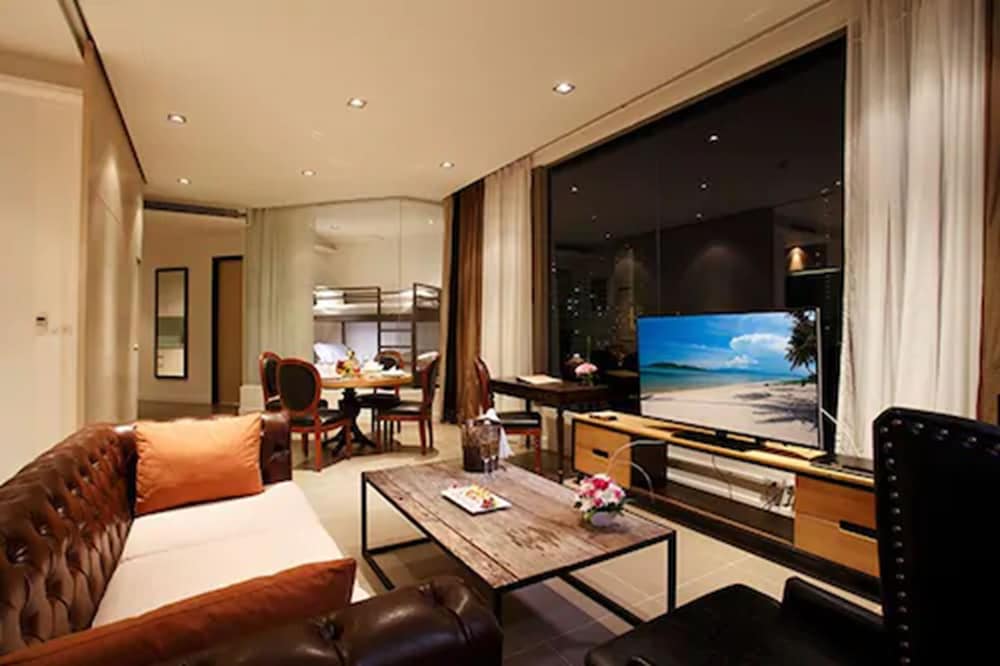 Pattaya Modus Beachfront Resort