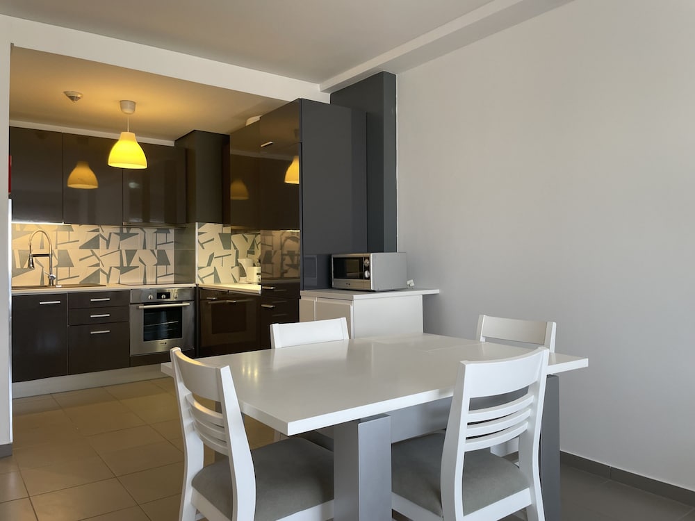 17 in Portim o With 2 Bedrooms and 2 Bathrooms