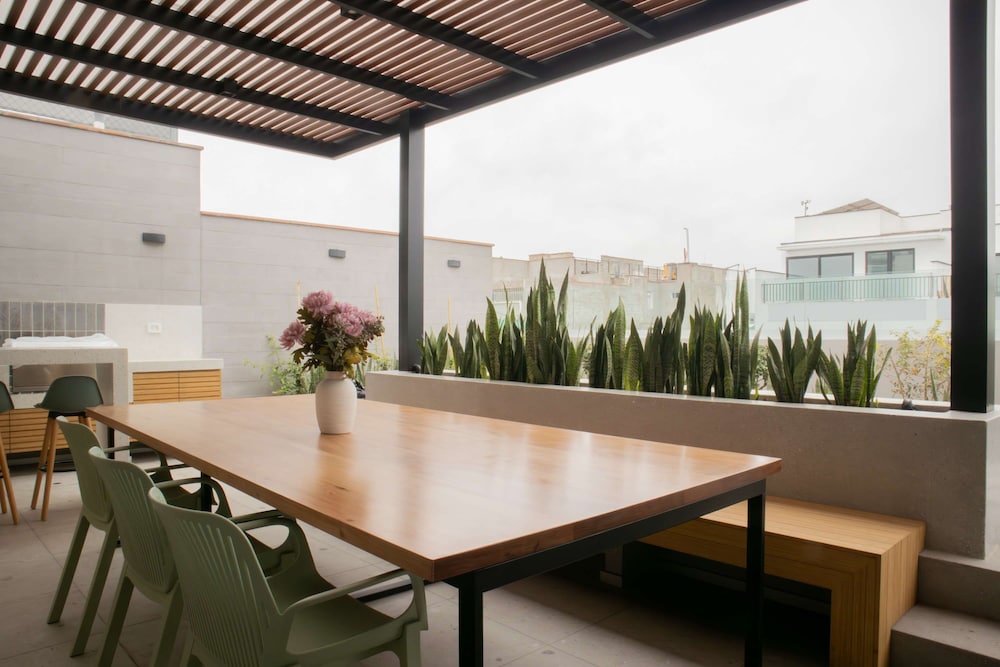 w Comfortable 2BR Stay in Miraflores