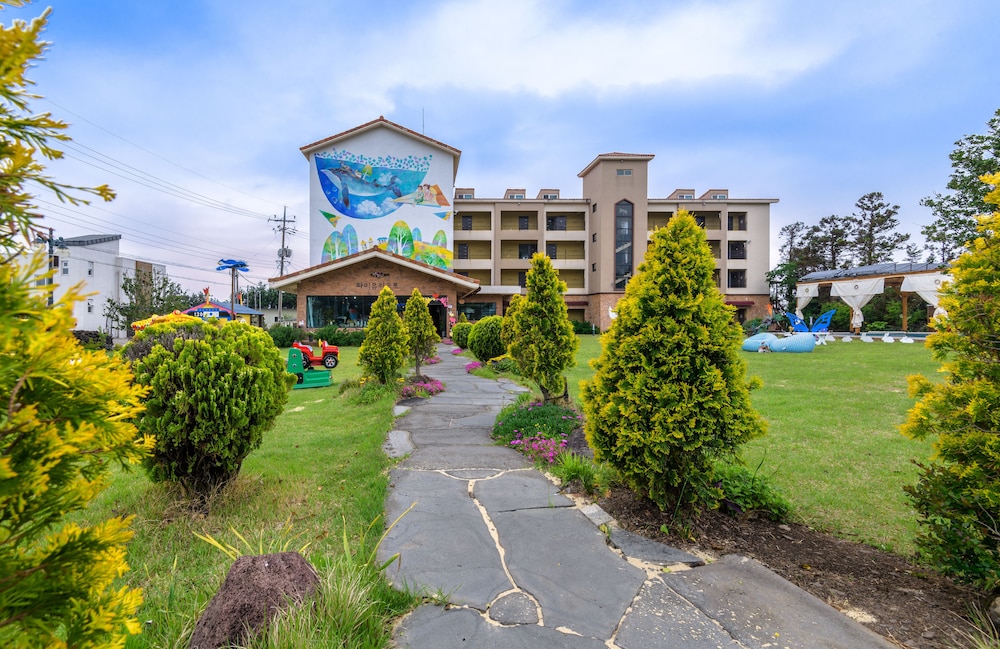 Famille Spa Resort