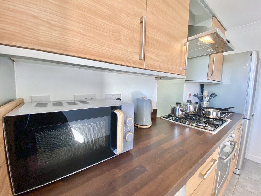 Modern 2 Bed Apartment on Northumberland Coastline view 5