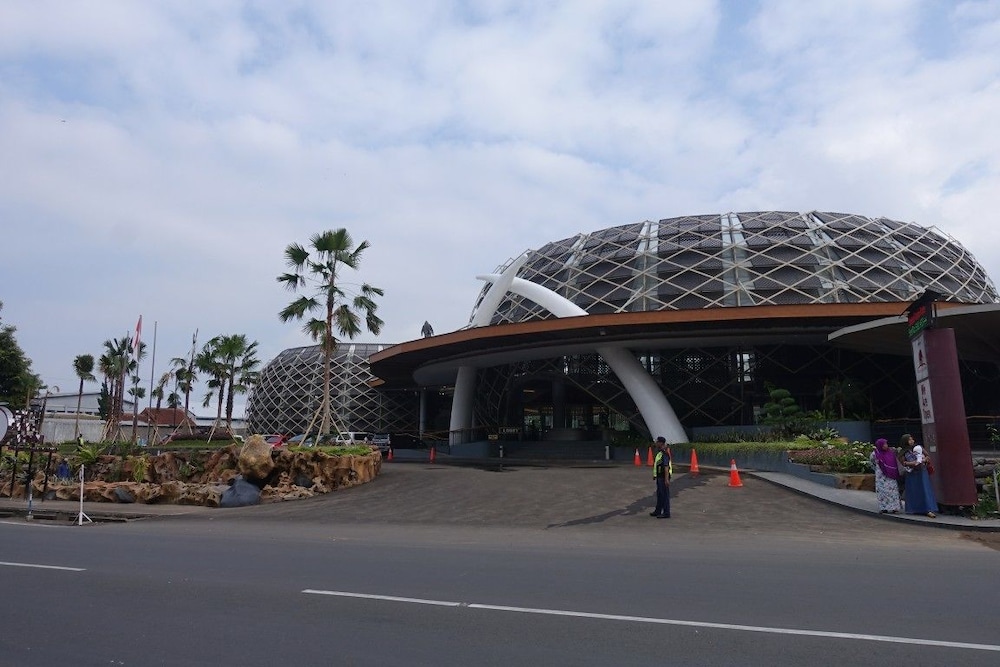 Royal Safari Garden Resort & Convention