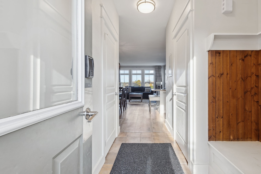 Rivergrass Condos