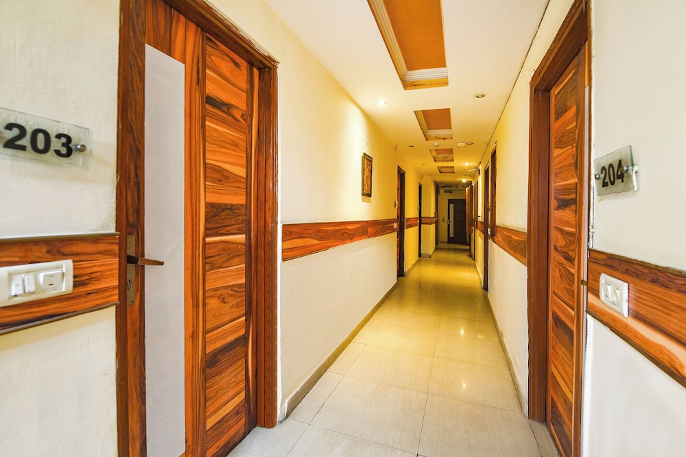 Fabhotel Atithi