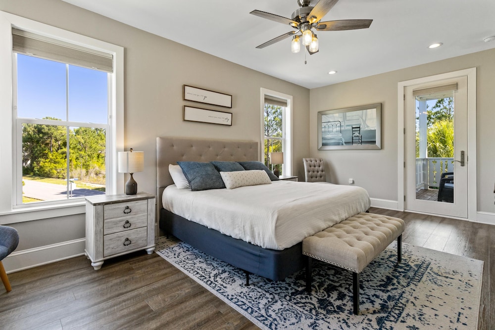 Easy Breezy by Southern Vacation Rentals view 4