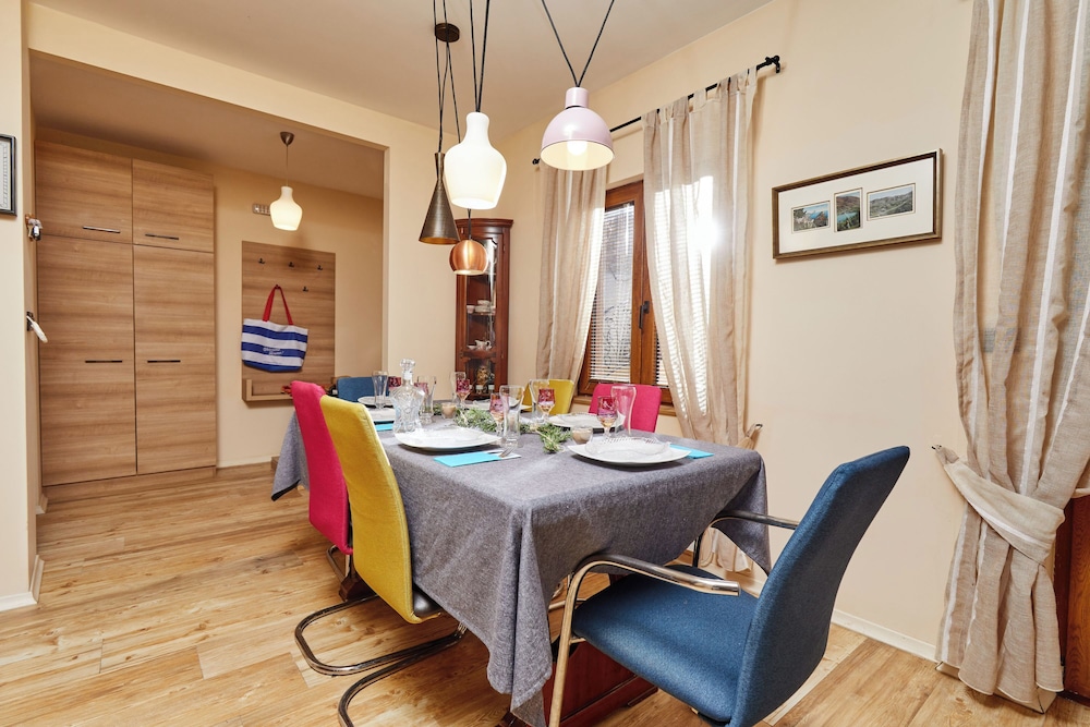 Beachfront Villa Adria