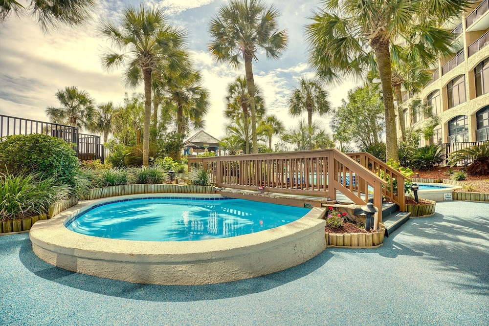 Beach Cove Resort