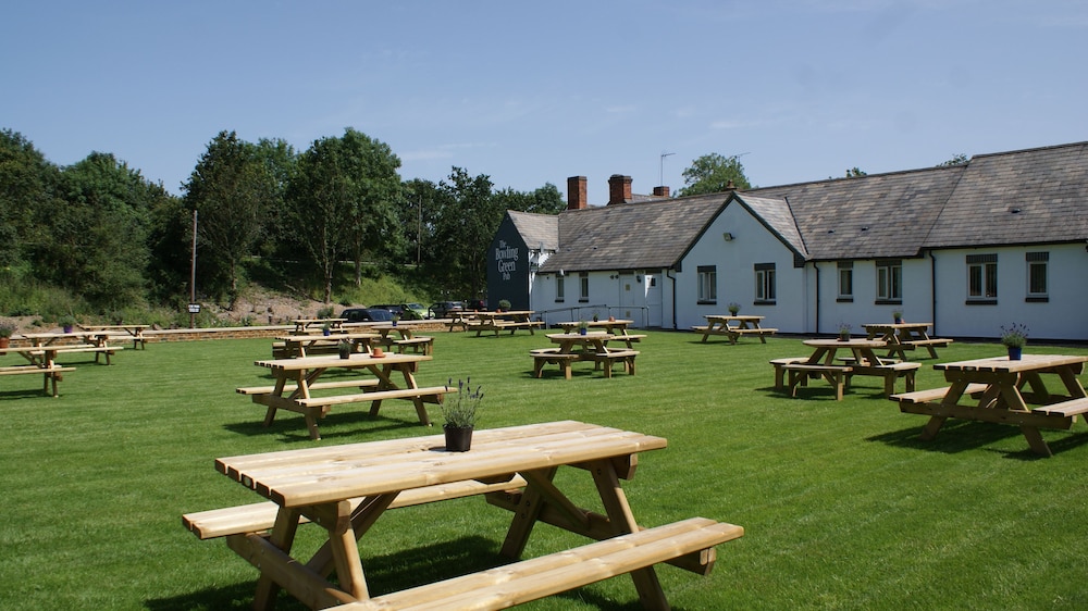 Hotel The Bowling Green Steakhouse Restaurant & Hotel - Image 1