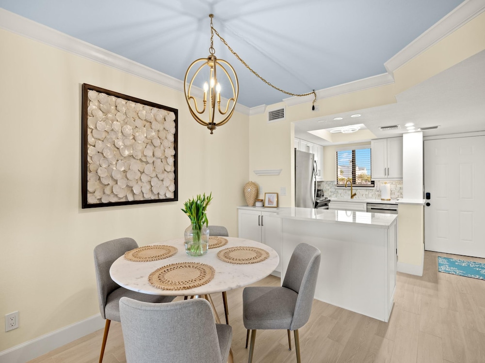 Seaside 1 by Distinctive Beach Rentals