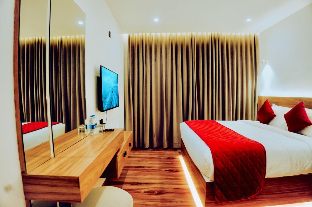 ZAAD SUITE
