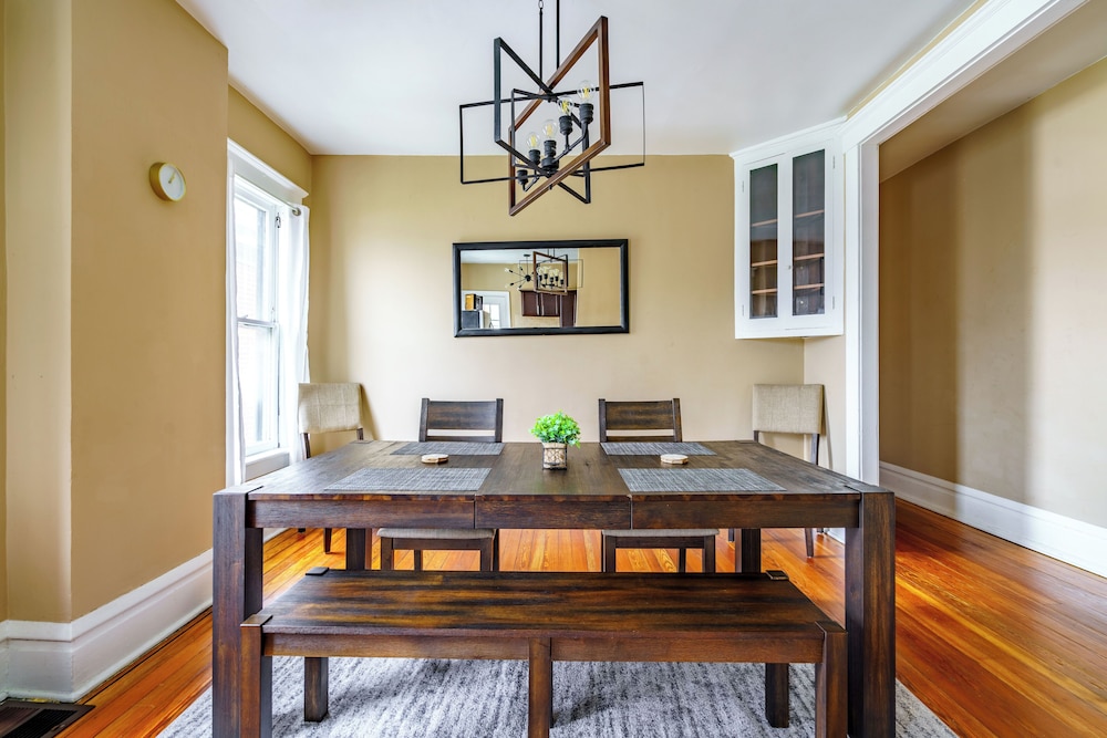 The Parkside by Jungle House – Short North Boutique Suites