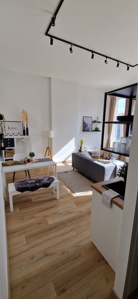 Charleroi Cozy Home