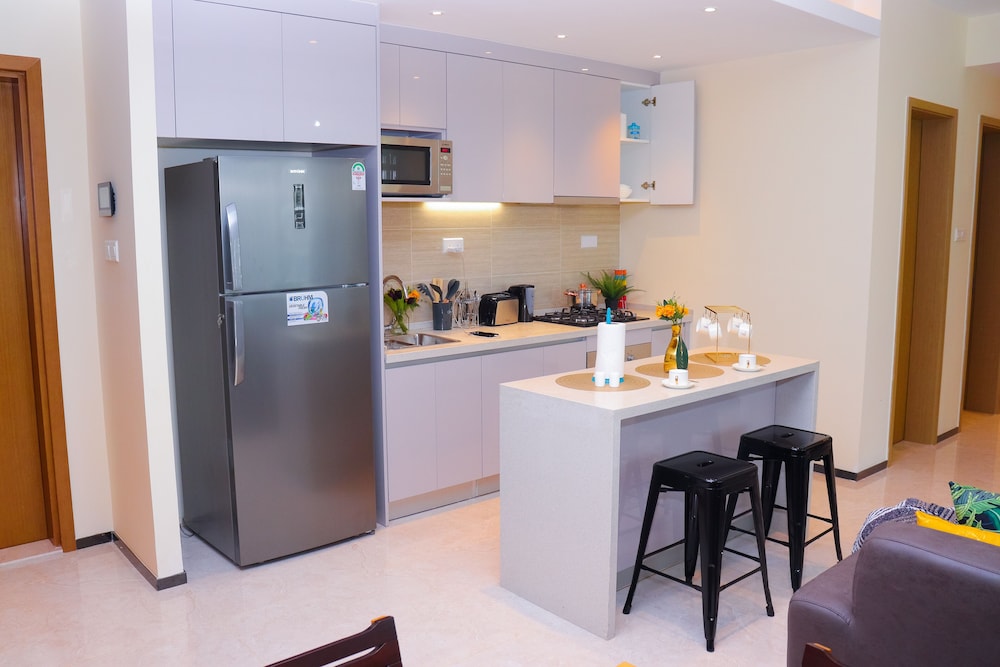 Executive 1 Br -Gtc with gym & Pool