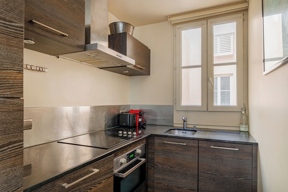 Paris Blomet design residence