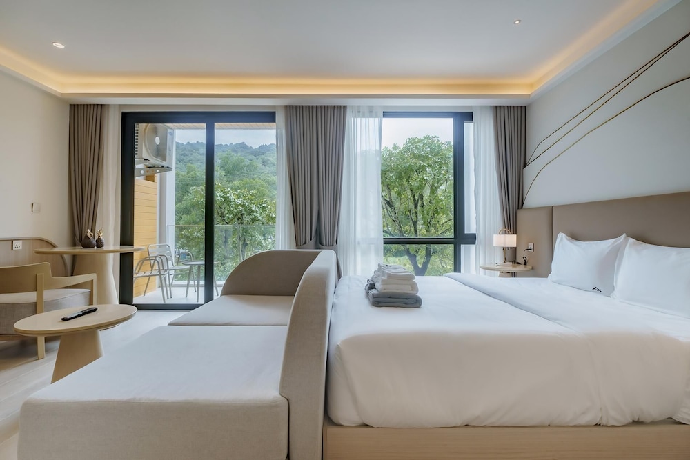 Wyndham Gardens Elegant Studio, Forrest View 2228