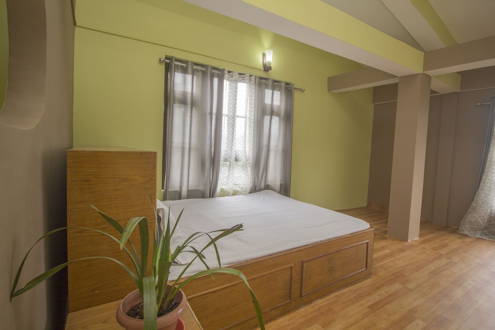 SPOT ON 61318 Plato Homestay view 4