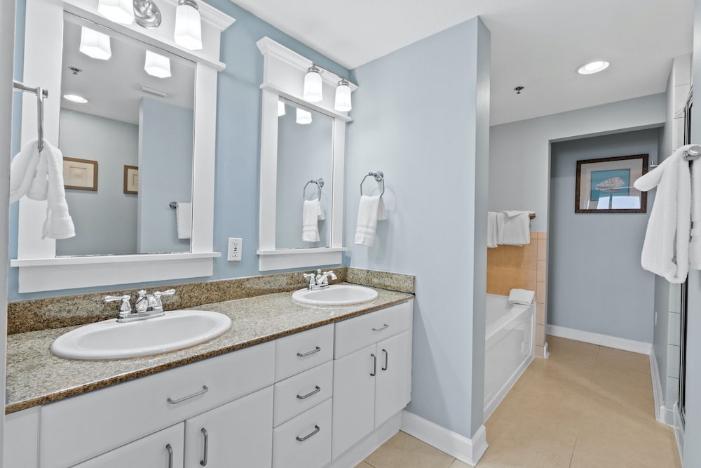 Grand Panama Beach Resort by Panhandle Getaways