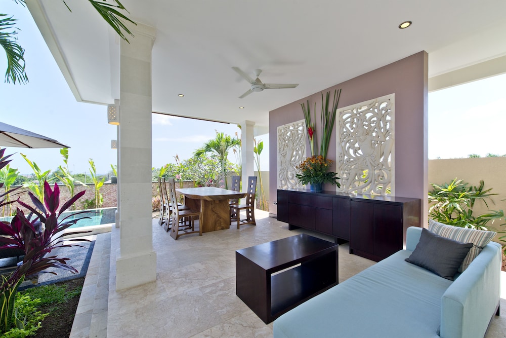 Casa de Balangan by Exotiq Villa Holidays