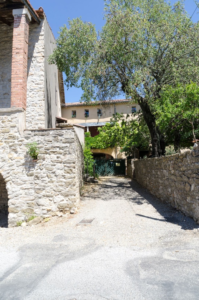Photo 21