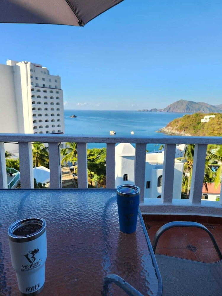 vida beach manzanillo